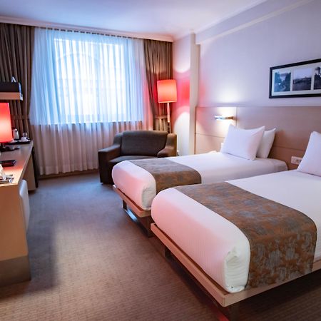 Eresin Hotels Taxim & Premier Истанбул Екстериор снимка